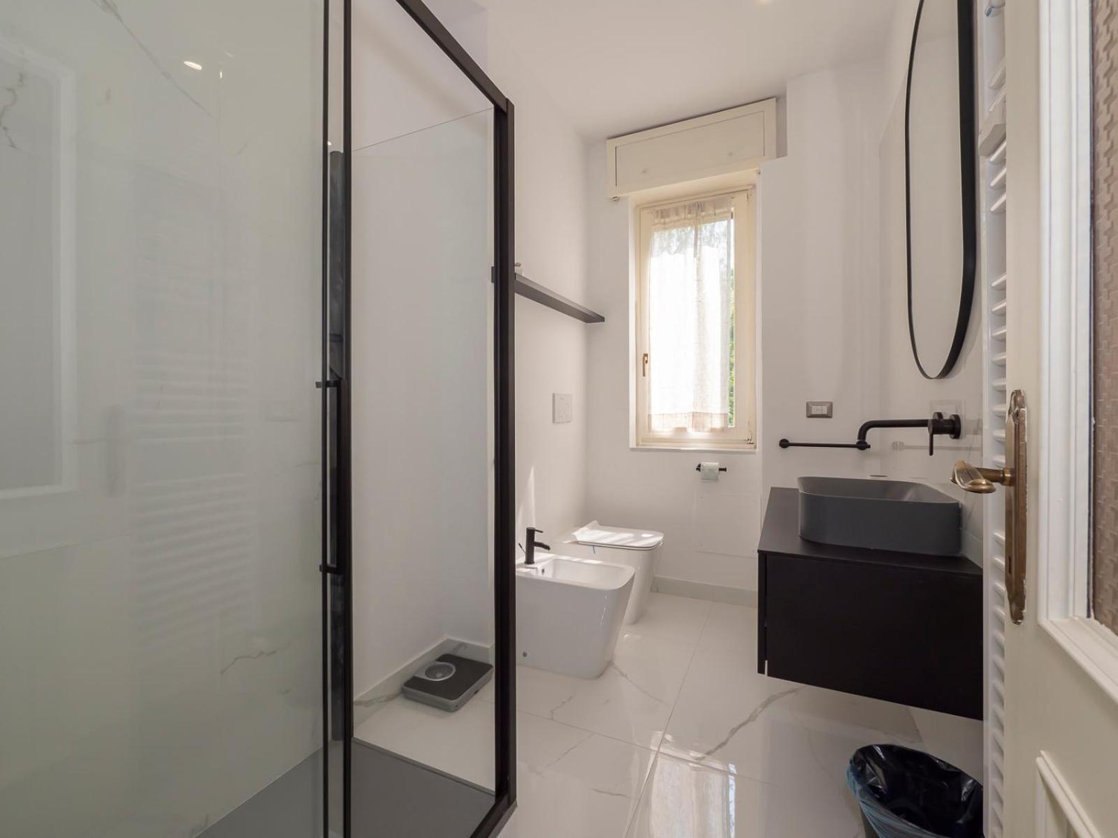 Big Apartment Close To Bocconi / Humanitas / Ieo Milan Exterior photo