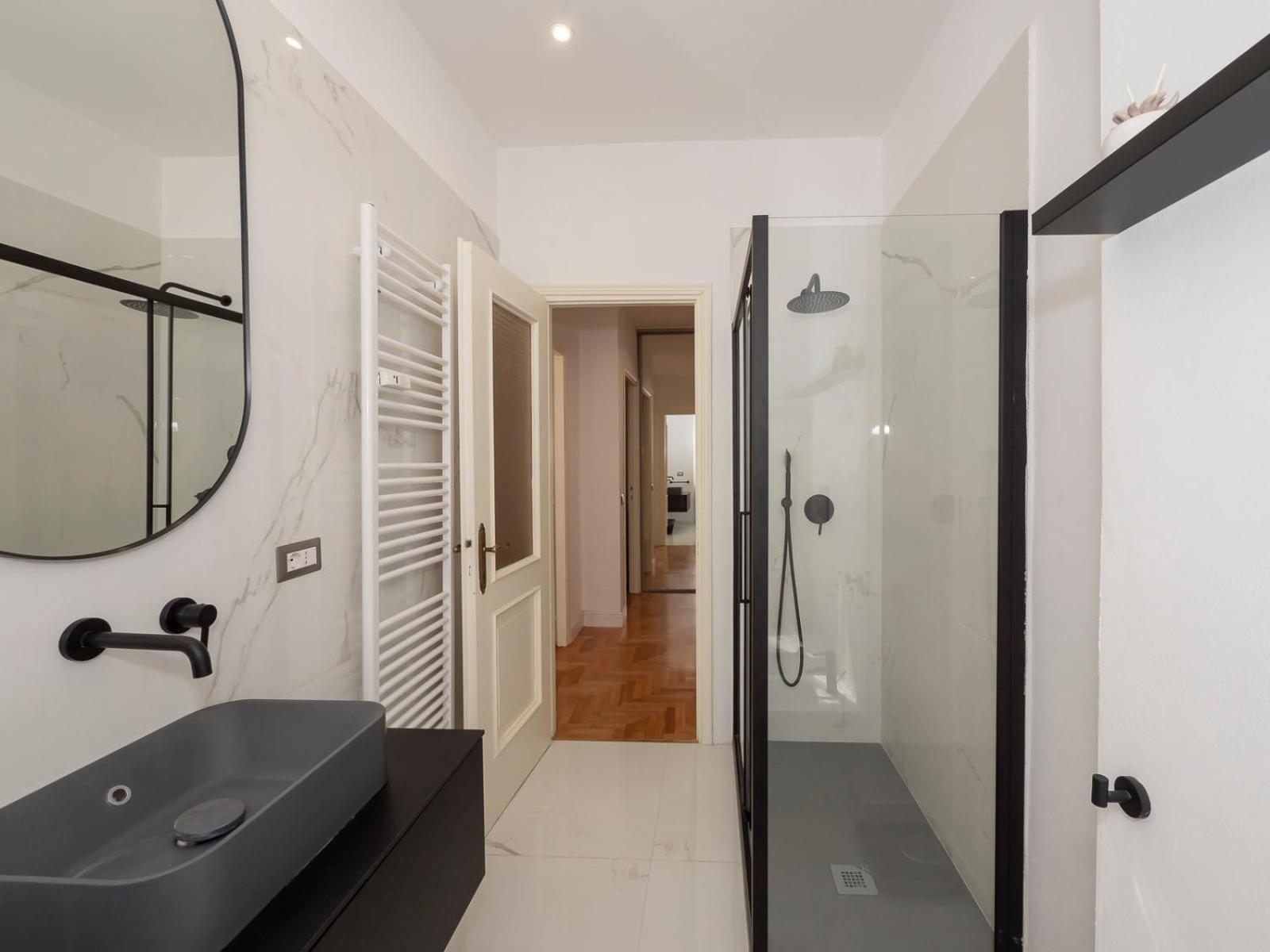 Big Apartment Close To Bocconi / Humanitas / Ieo Milan Exterior photo